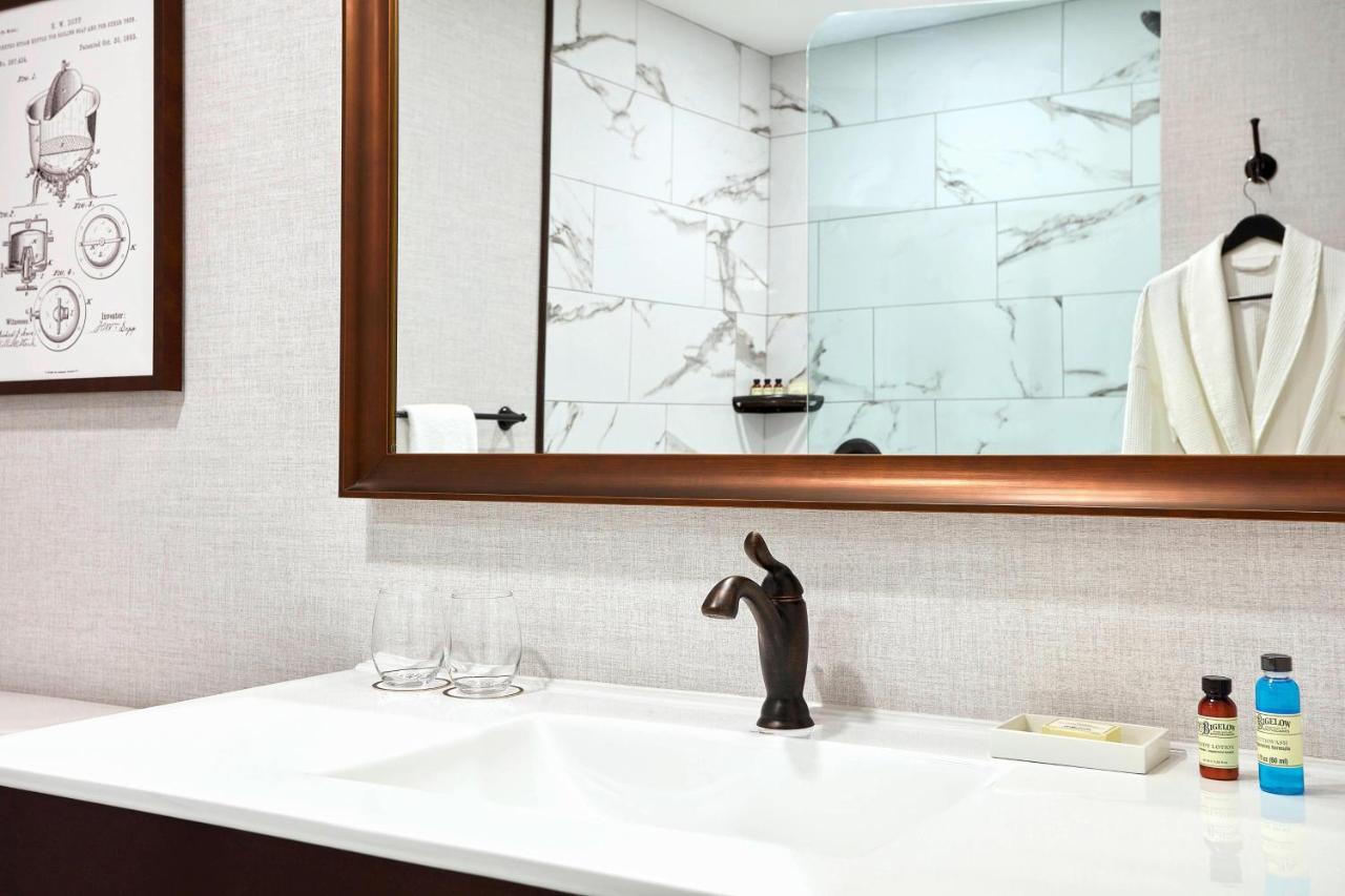 The Wick, Hudson, A Tribute Portfolio Hotel Buitenkant foto